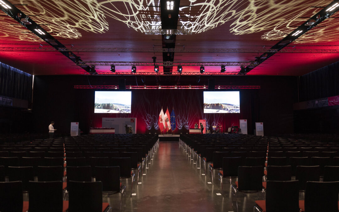 Verleihung Erinnerungsmedaillen und Urkunden an die FF Fiss und eingesetzte Feuerwehrmitglieder St. Anton a.A.