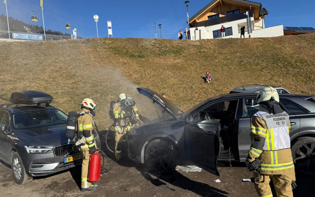 Einsatz 3/25_26: Fahrzeugbrand Seilbahnparkplatz
